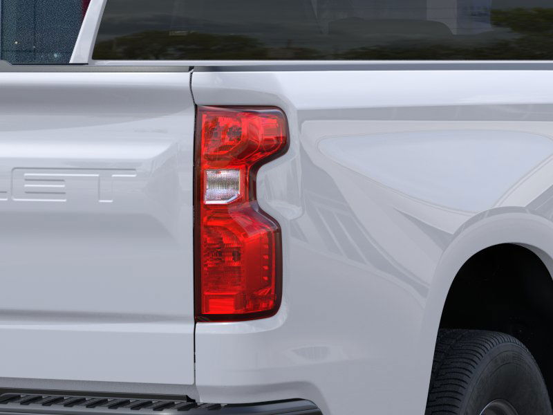 New 2026 Summit White Chevrolet WT image 35