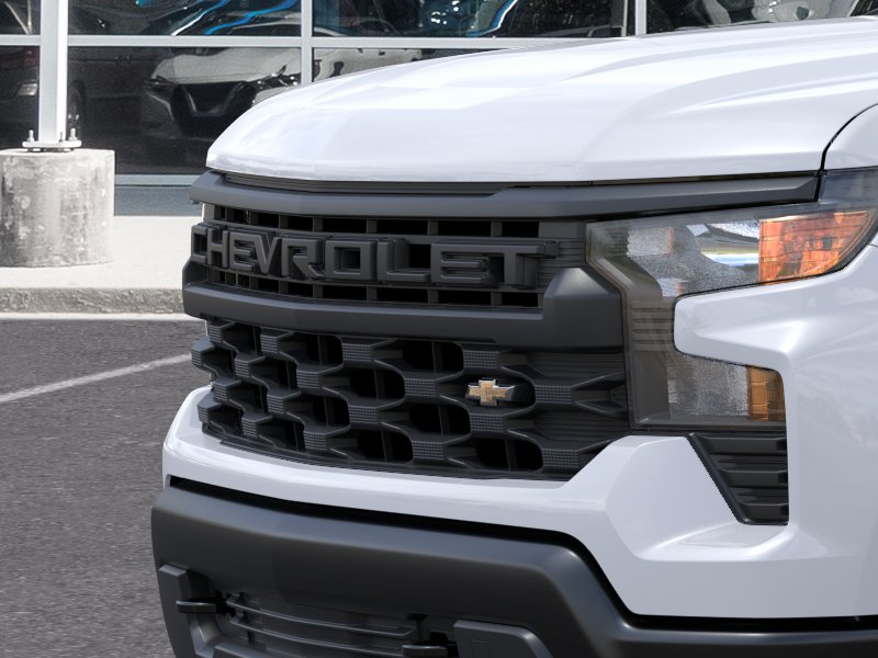 New 2026 Summit White Chevrolet WT image 39