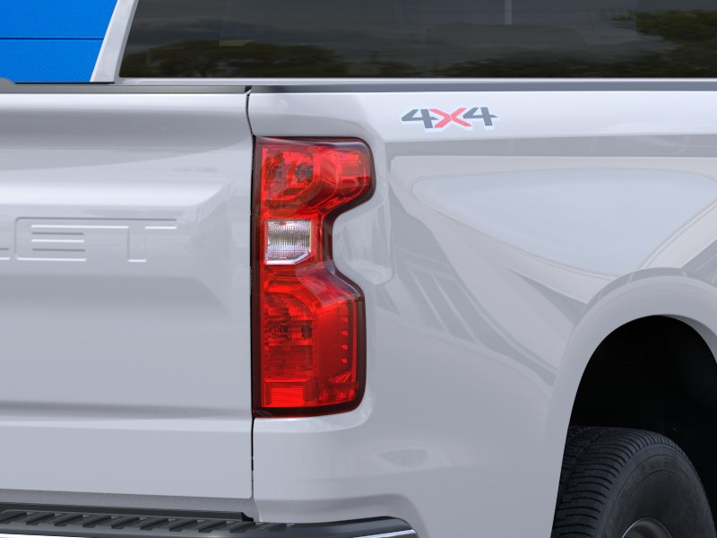 New 2025 Summit White Chevrolet WT image 35