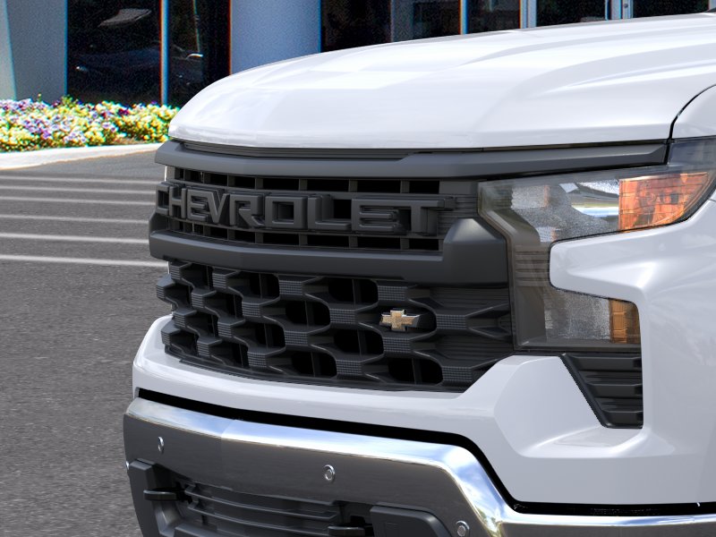 New 2025 Summit White Chevrolet WT image 37