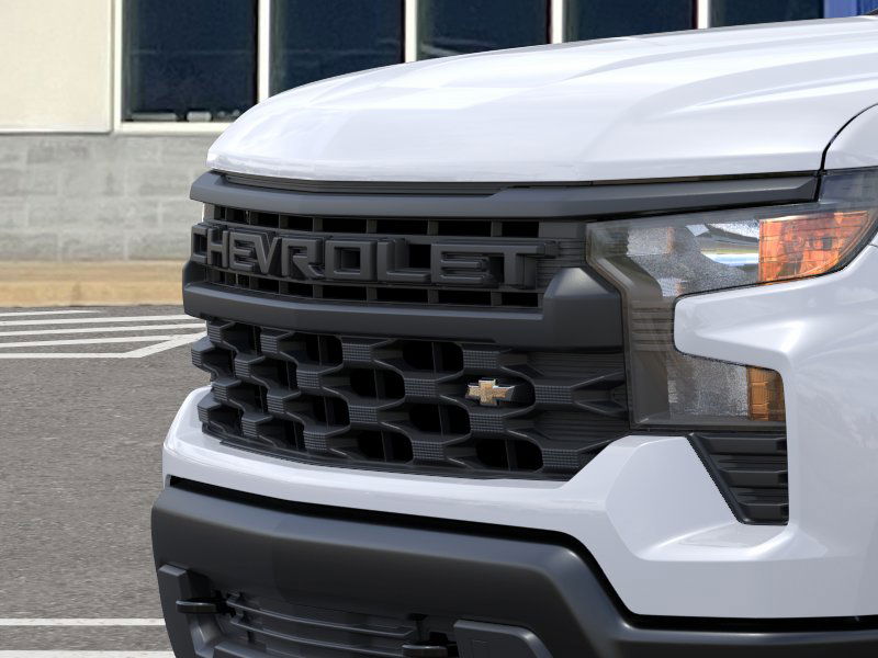 New 2026 Summit White Chevrolet WT image 37