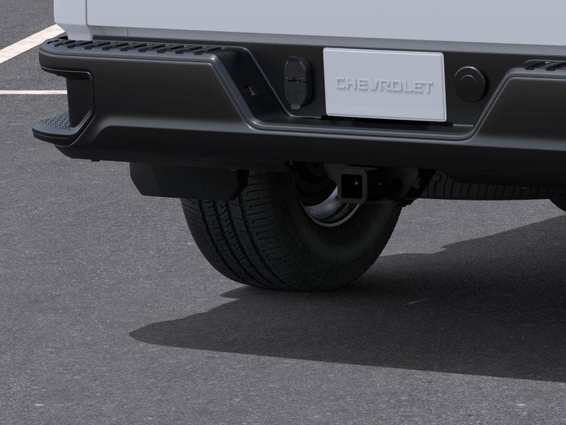 New 2026 Summit White Chevrolet WT image 43