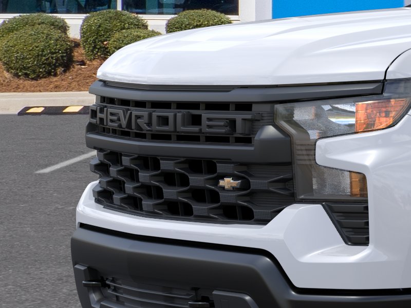 New 2026 Summit White Chevrolet WT image 42