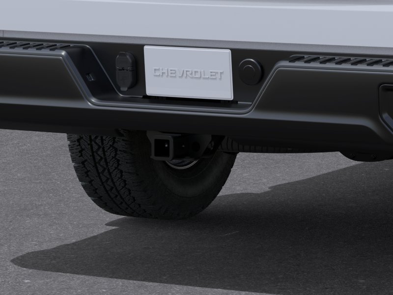 New 2026 Summit White Chevrolet WT image 38