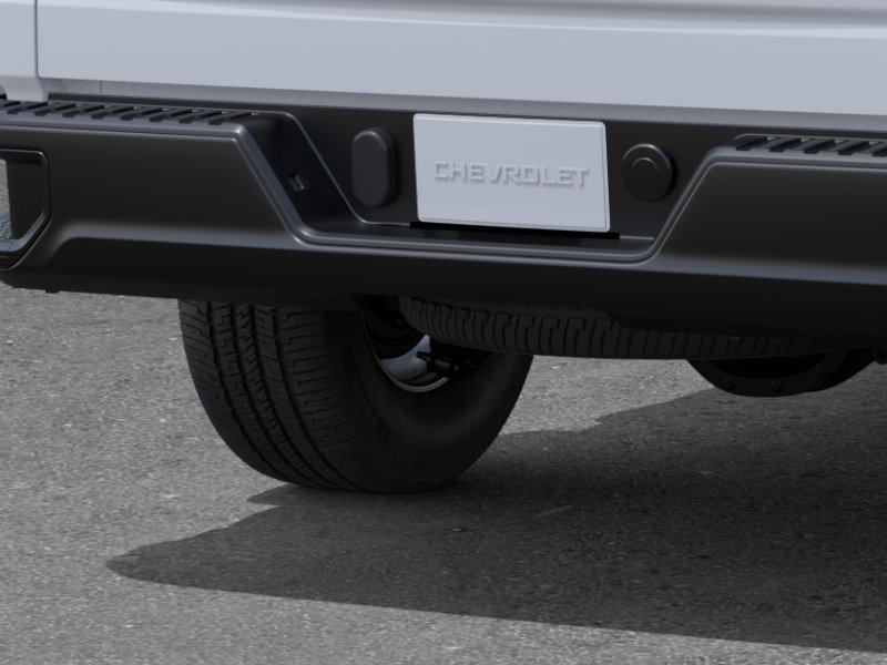 New 2026 Summit White Chevrolet WT image 14