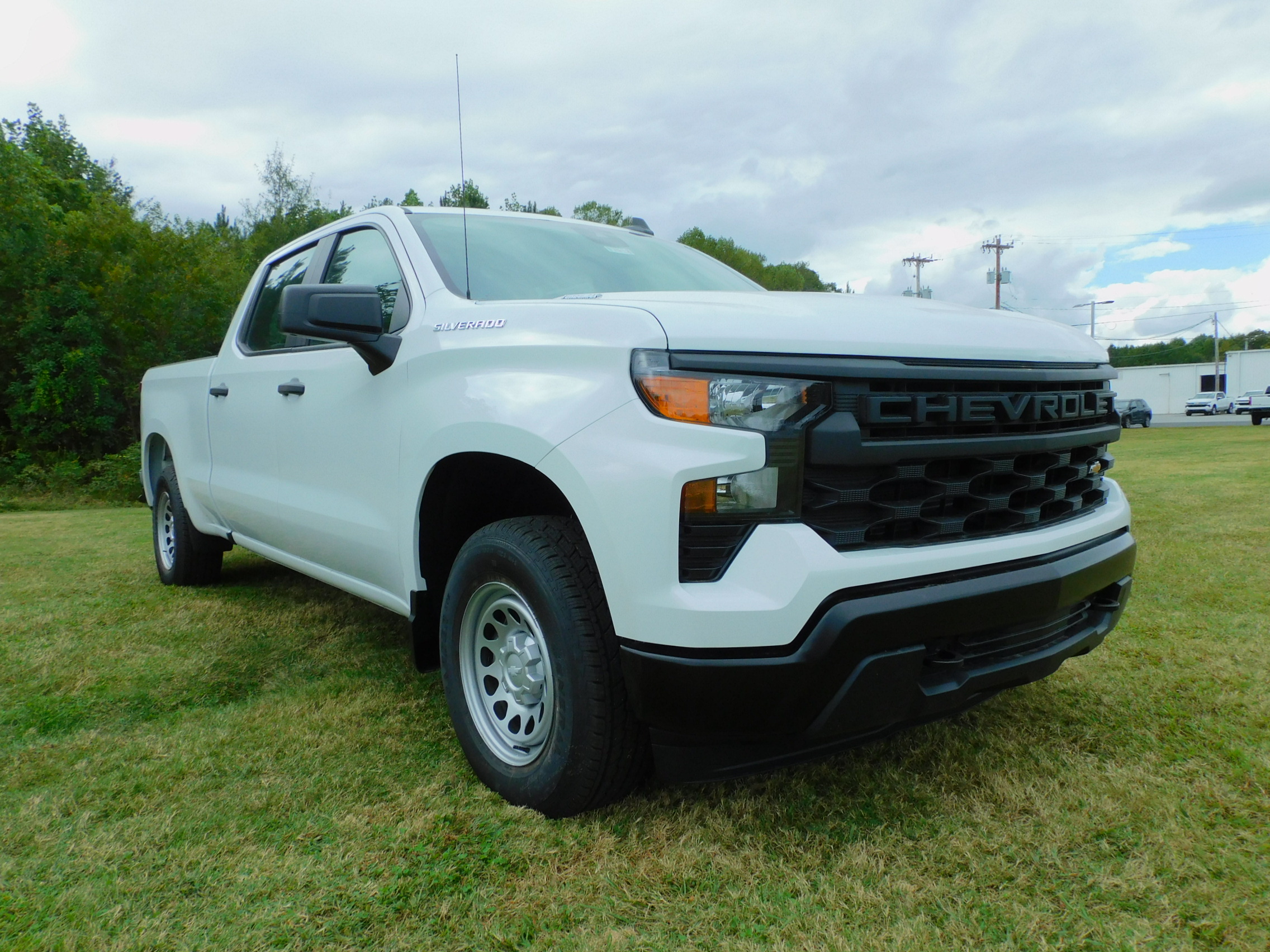 2026 Chevrolet Silverado 1500 photo 4