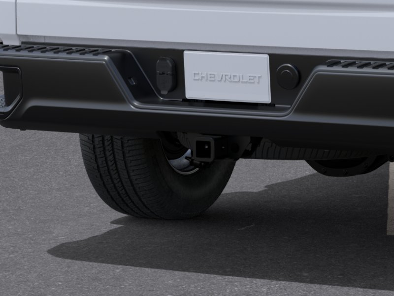New 2026 Summit White Chevrolet WT image 14