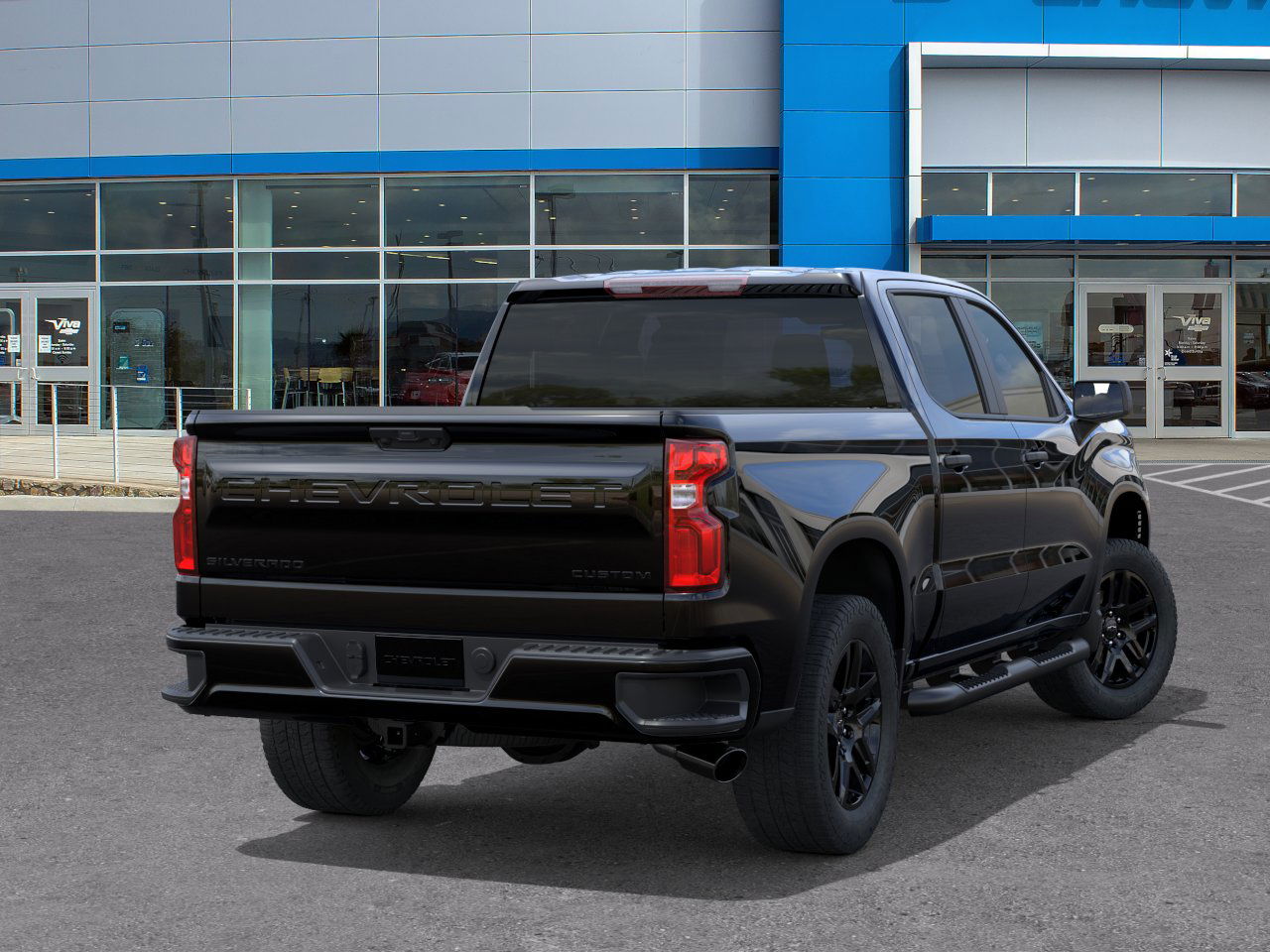 2026 Chevrolet Silverado 1500 Custom photo 4