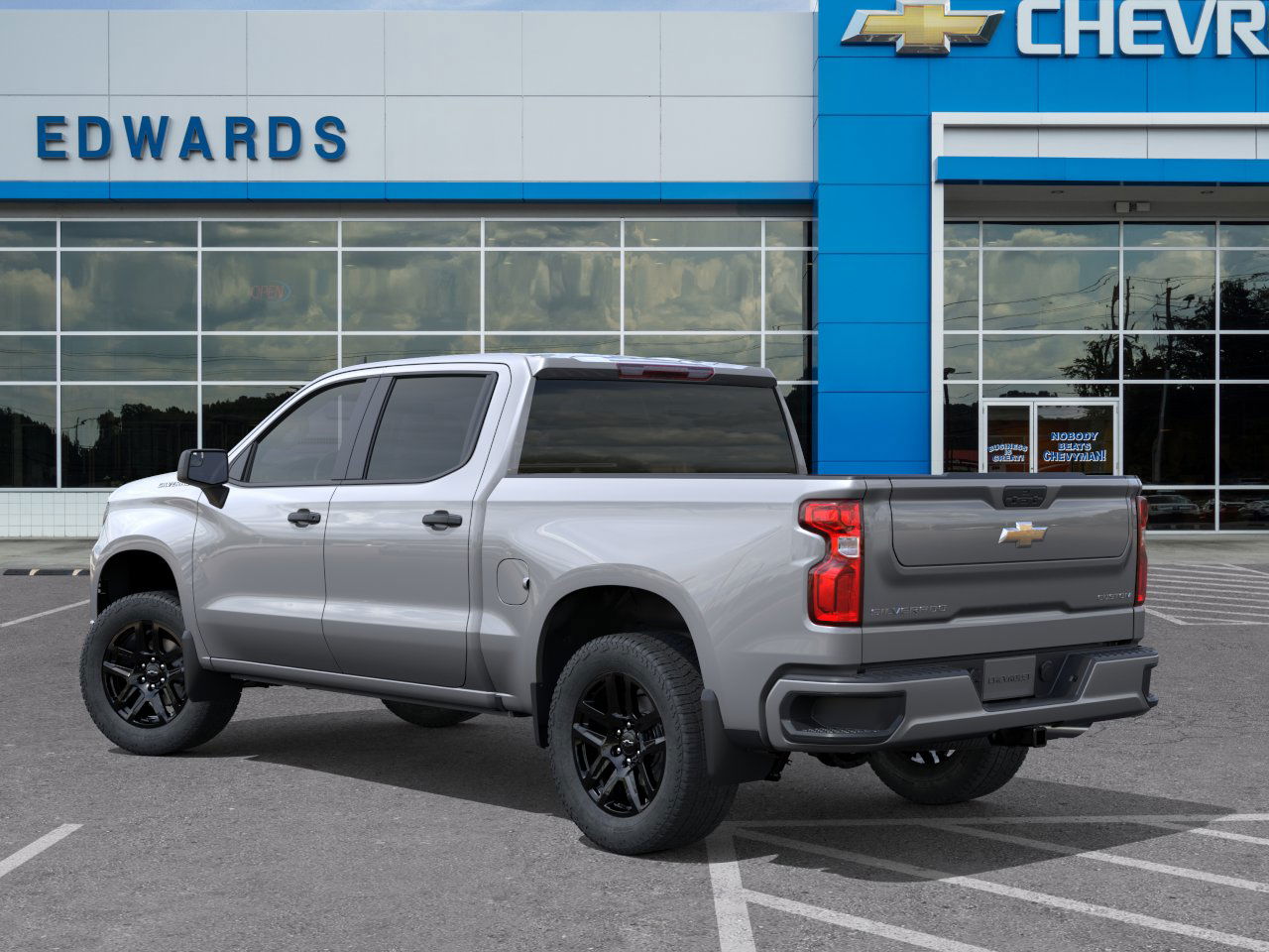 2025 Chevrolet Silverado 1500 Custom photo 2