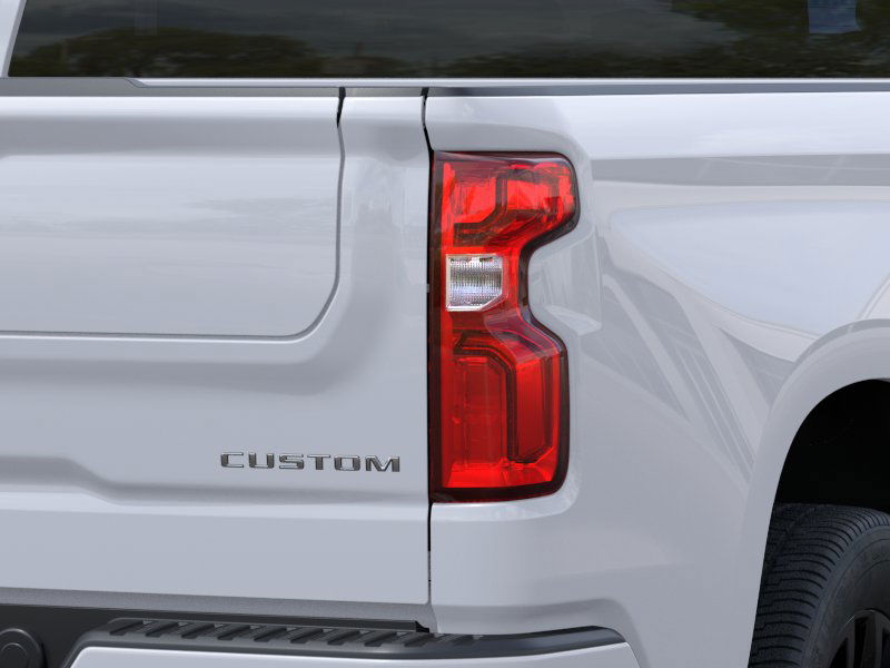 2025 Chevrolet Silverado 1500 Custom photo 11