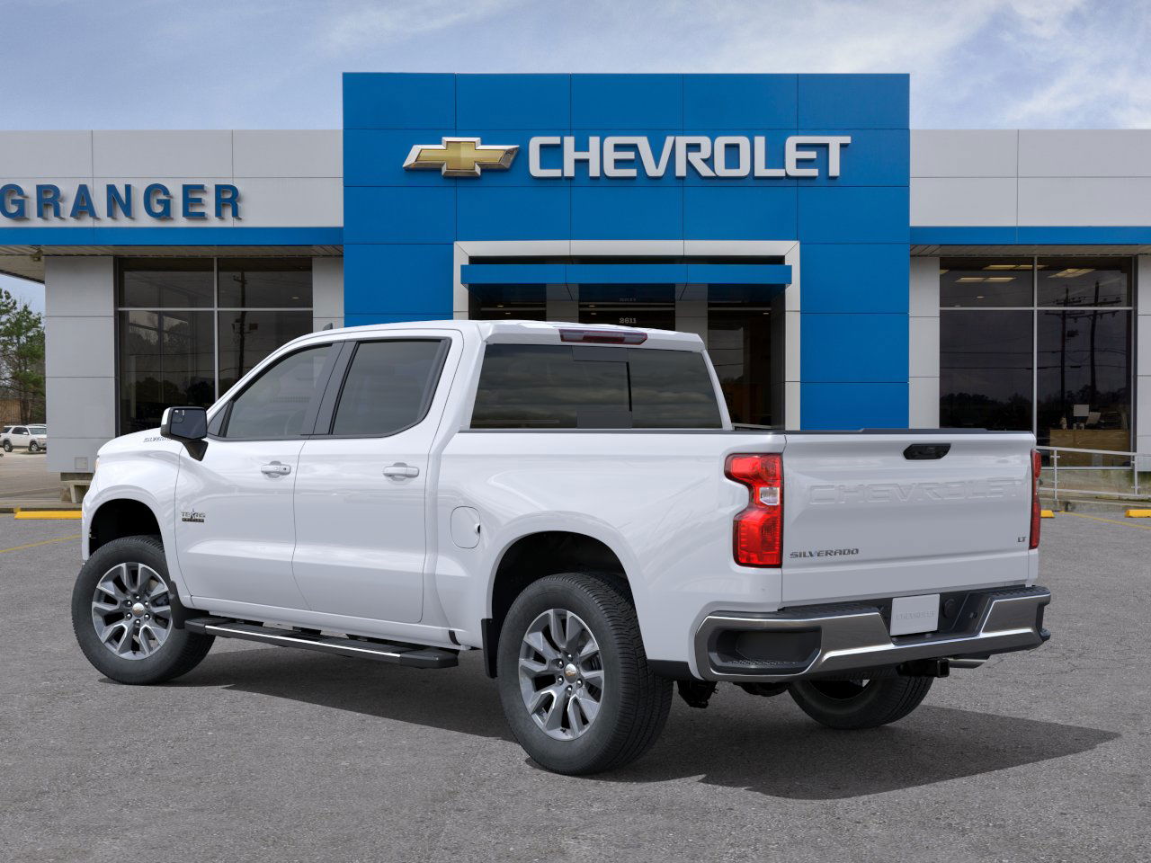 2025 Chevrolet Silverado 1500 LT Texas Edition photo 3