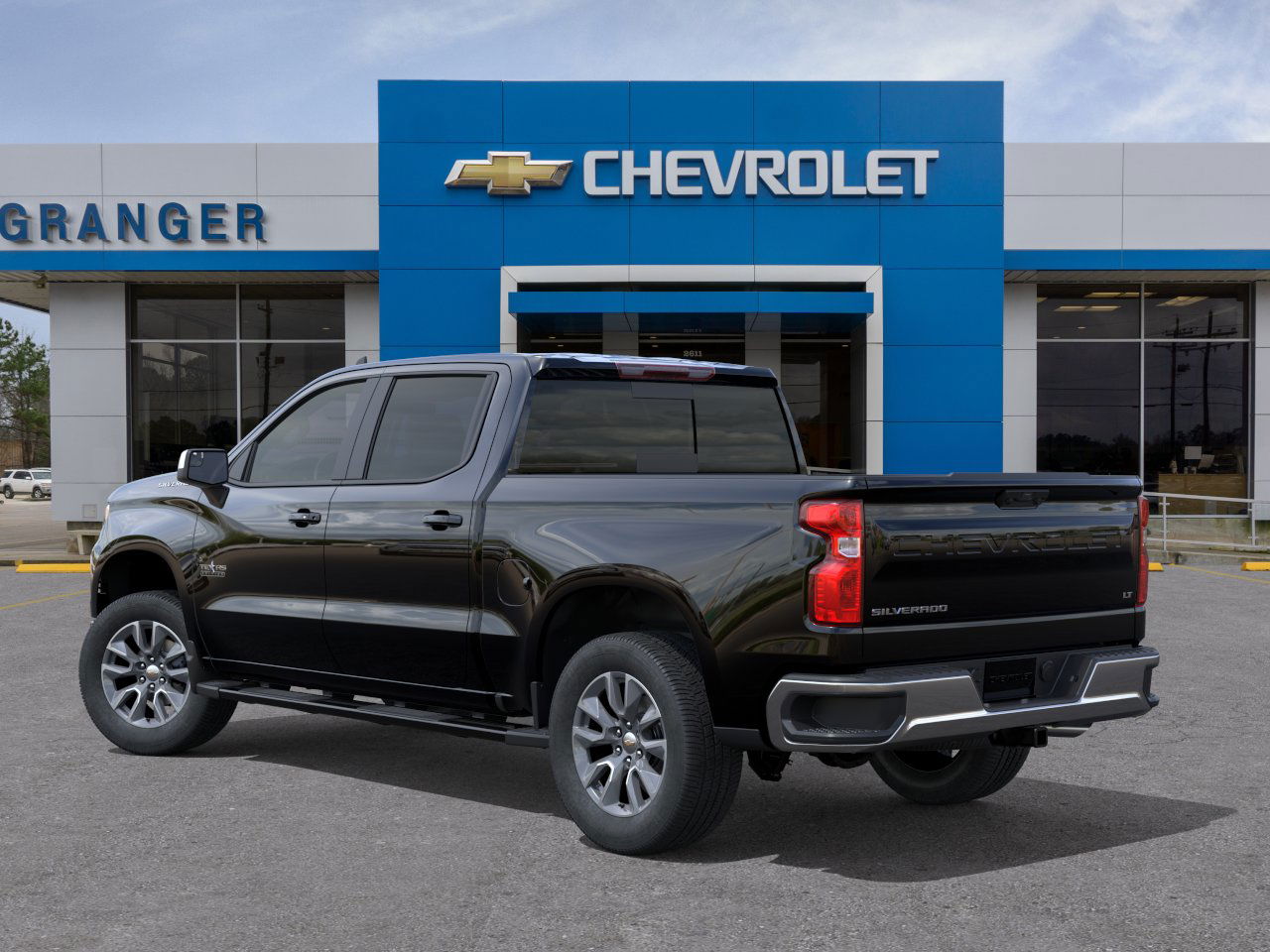 2025 Chevrolet Silverado 1500 LT Texas Edition photo 3