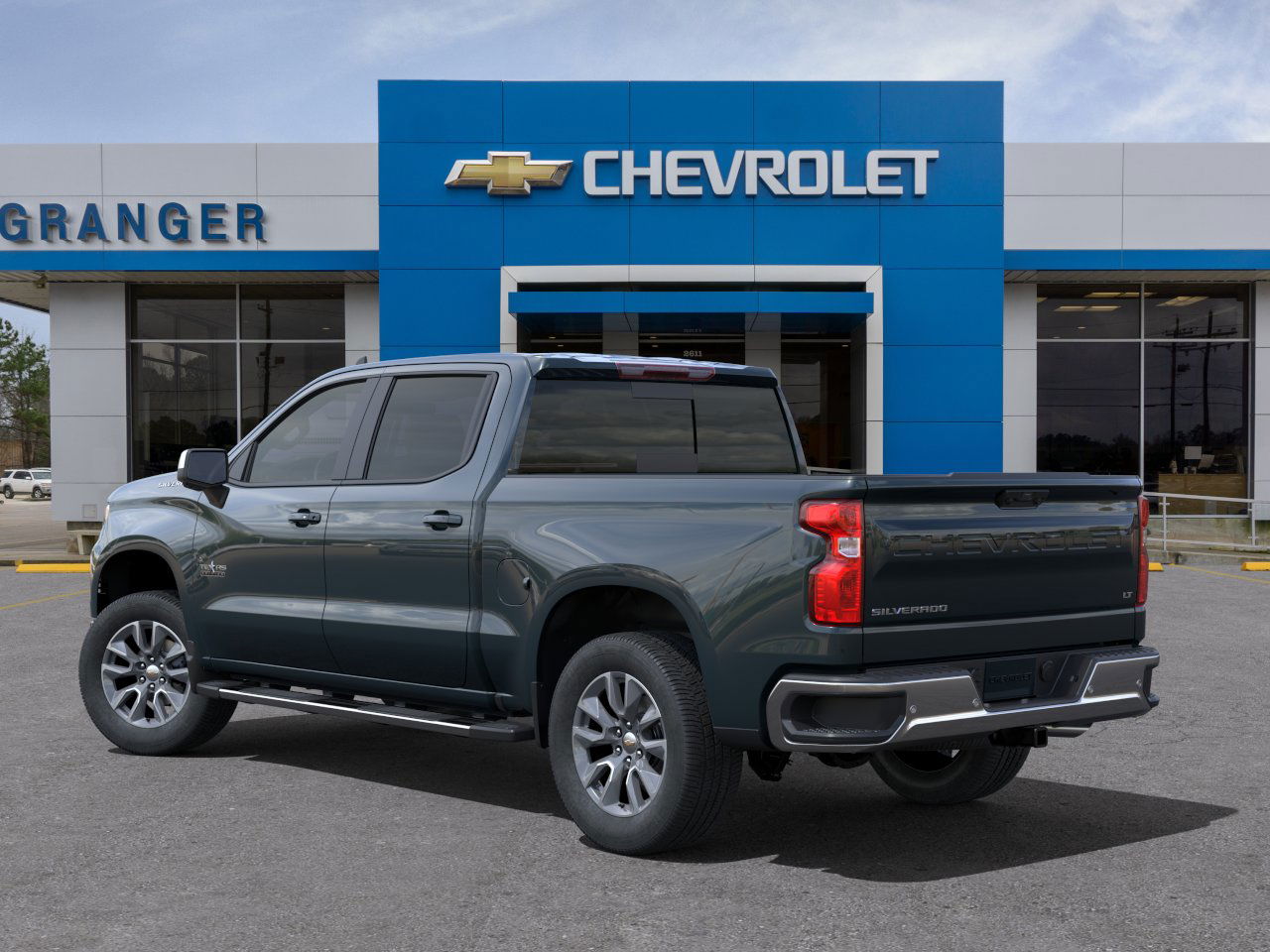 2025 Chevrolet Silverado 1500 LT Texas Edition photo 3