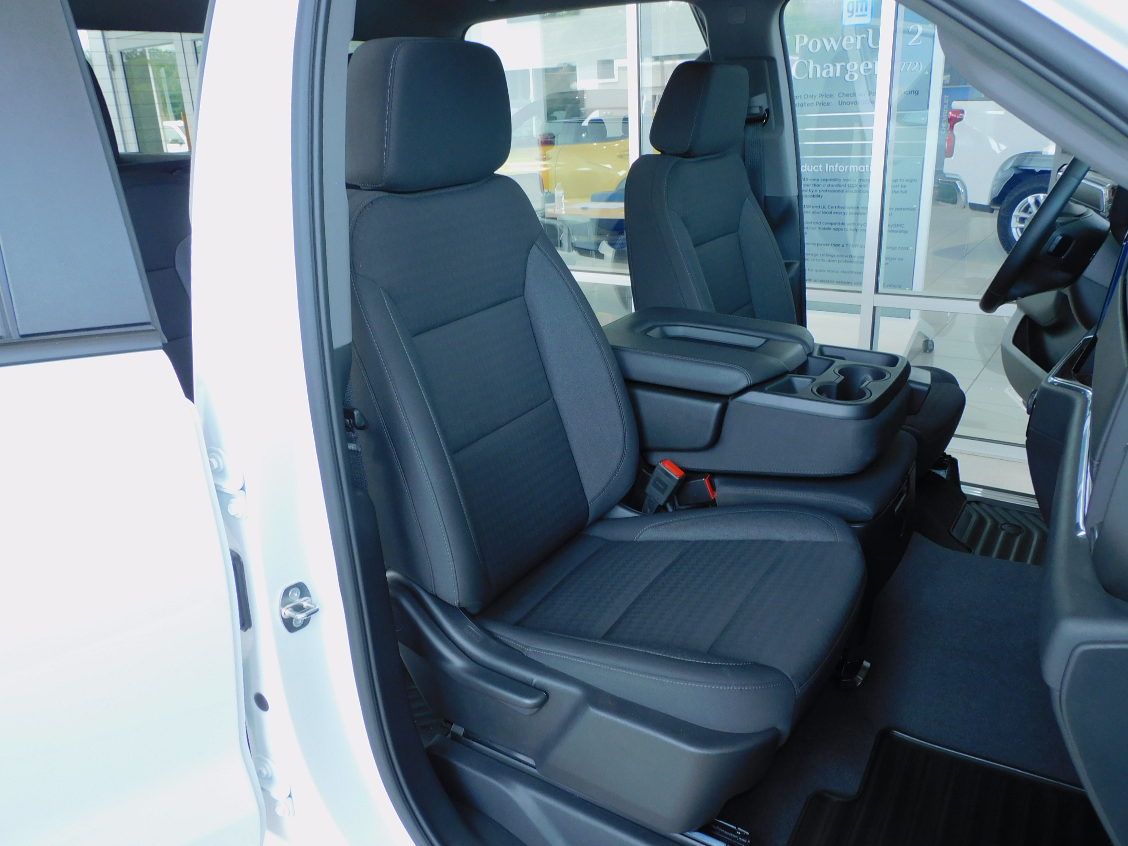 2024 Chevrolet Silverado 1500 LT photo 22