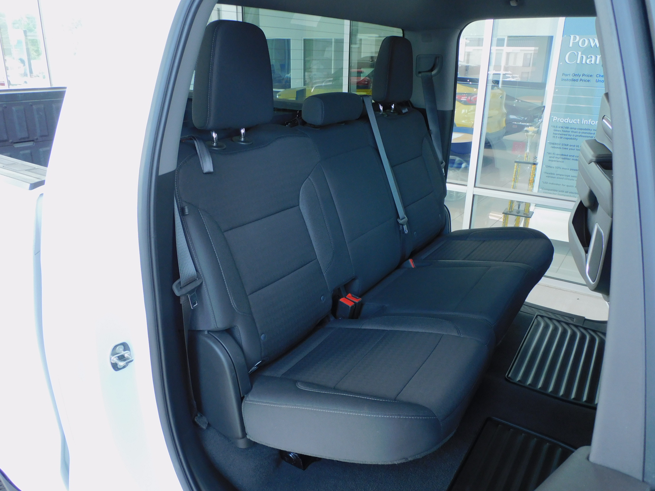 2024 Chevrolet Silverado 1500 LT photo 21