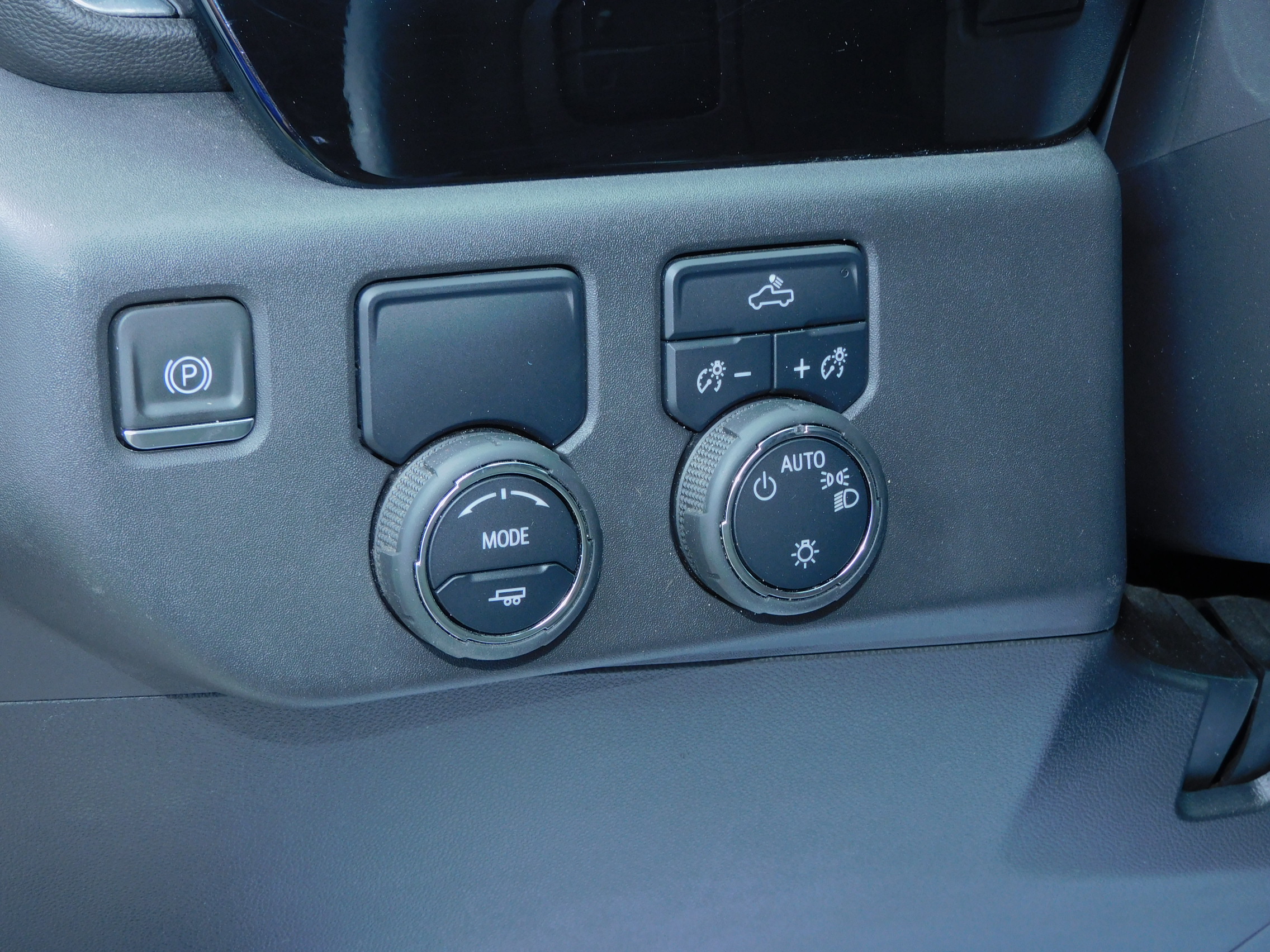2024 Chevrolet Silverado 1500 LT photo 26