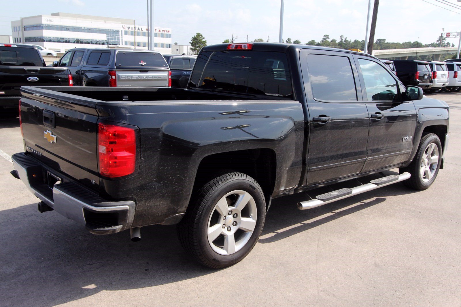 Pre-Owned 2017 Chevrolet Silverado 1500 LT Crew Cab In Humble #2170060B ...