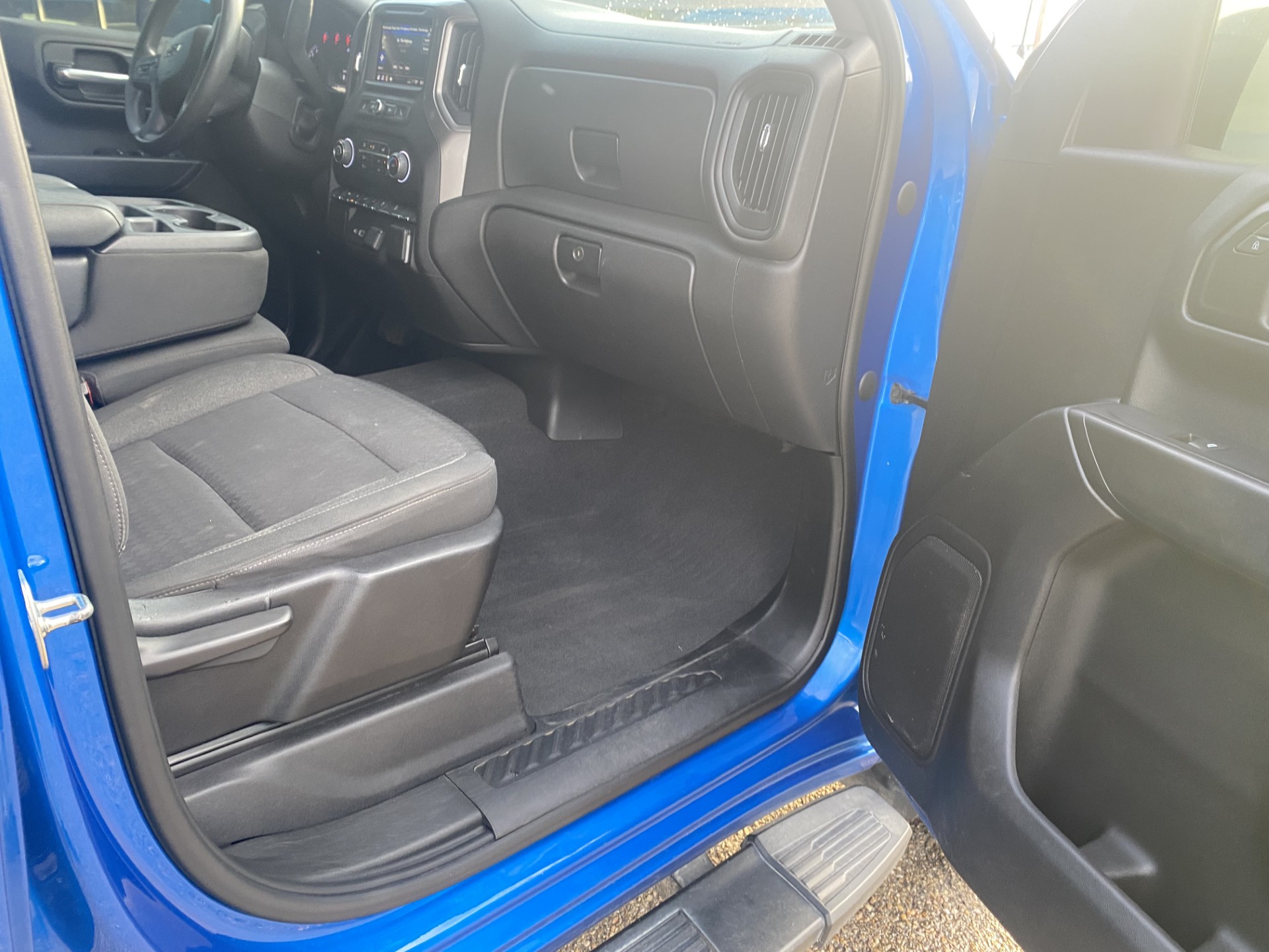 Used 2022 Glacier Blue Metallic Chevrolet Custom Trail Boss image 13