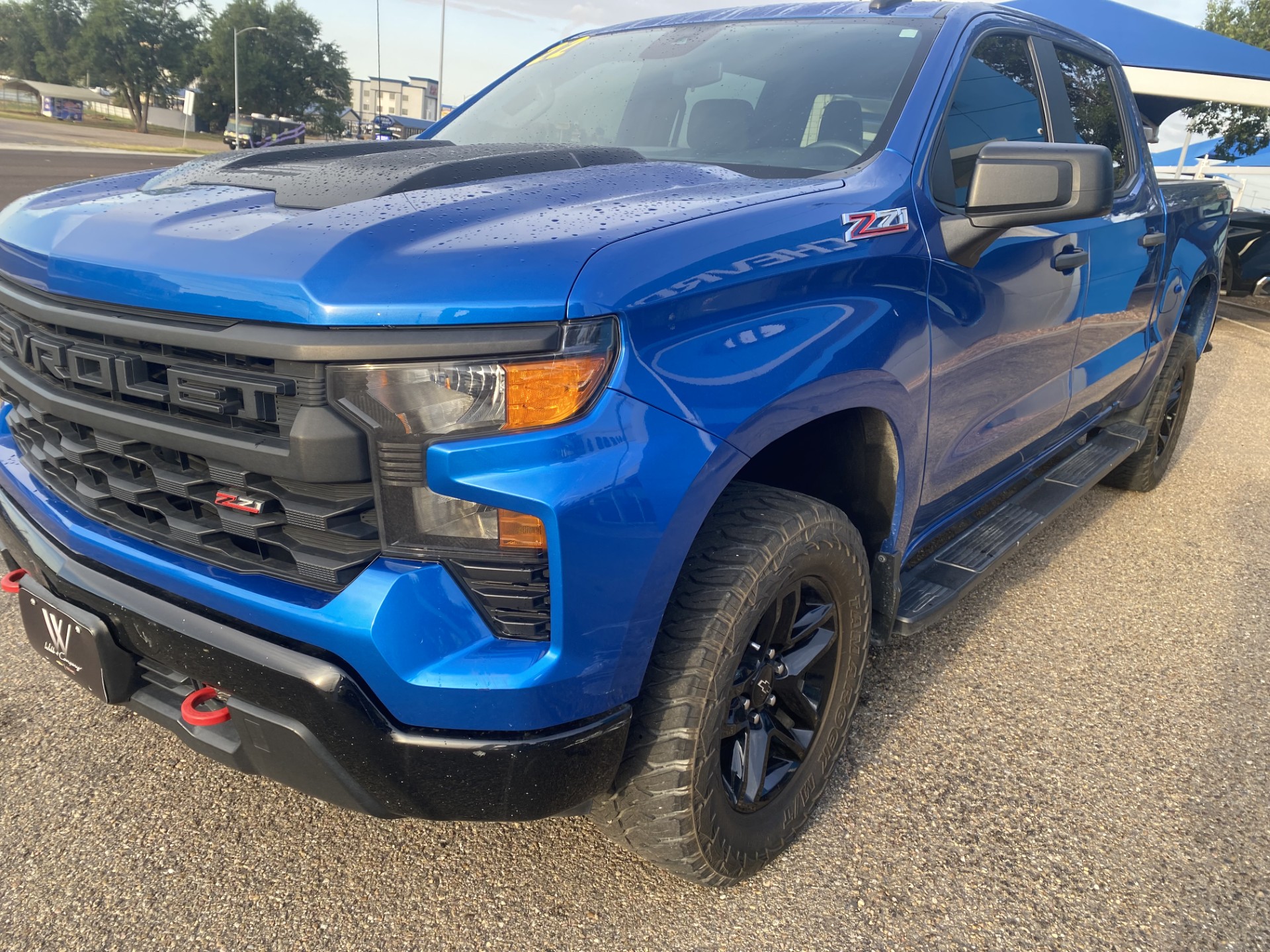 Used 2022 Glacier Blue Metallic Chevrolet Custom Trail Boss image 4