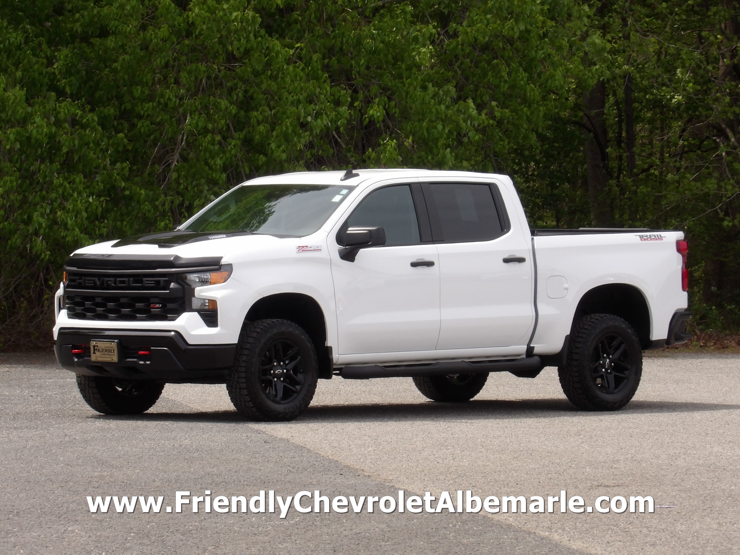 2024 Chevrolet Silverado 1500 Custom Trail Boss