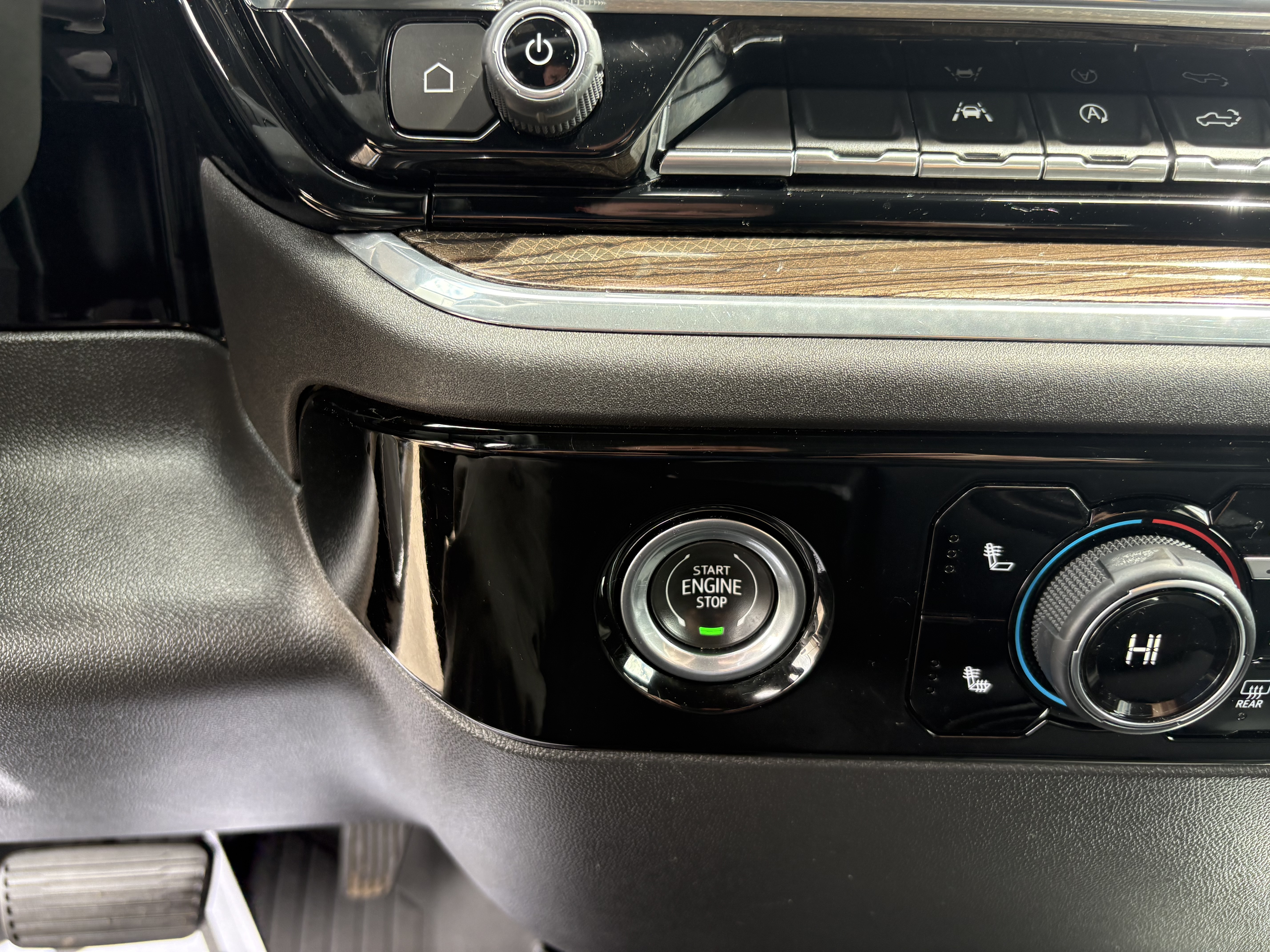 2023 Chevrolet Silverado 1500 LT Trail Boss - Photo 17