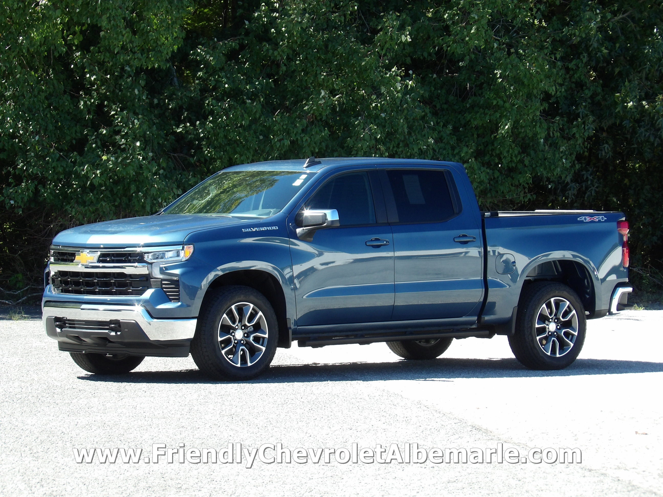 2024 Chevrolet Silverado 1500 LT (2FL)