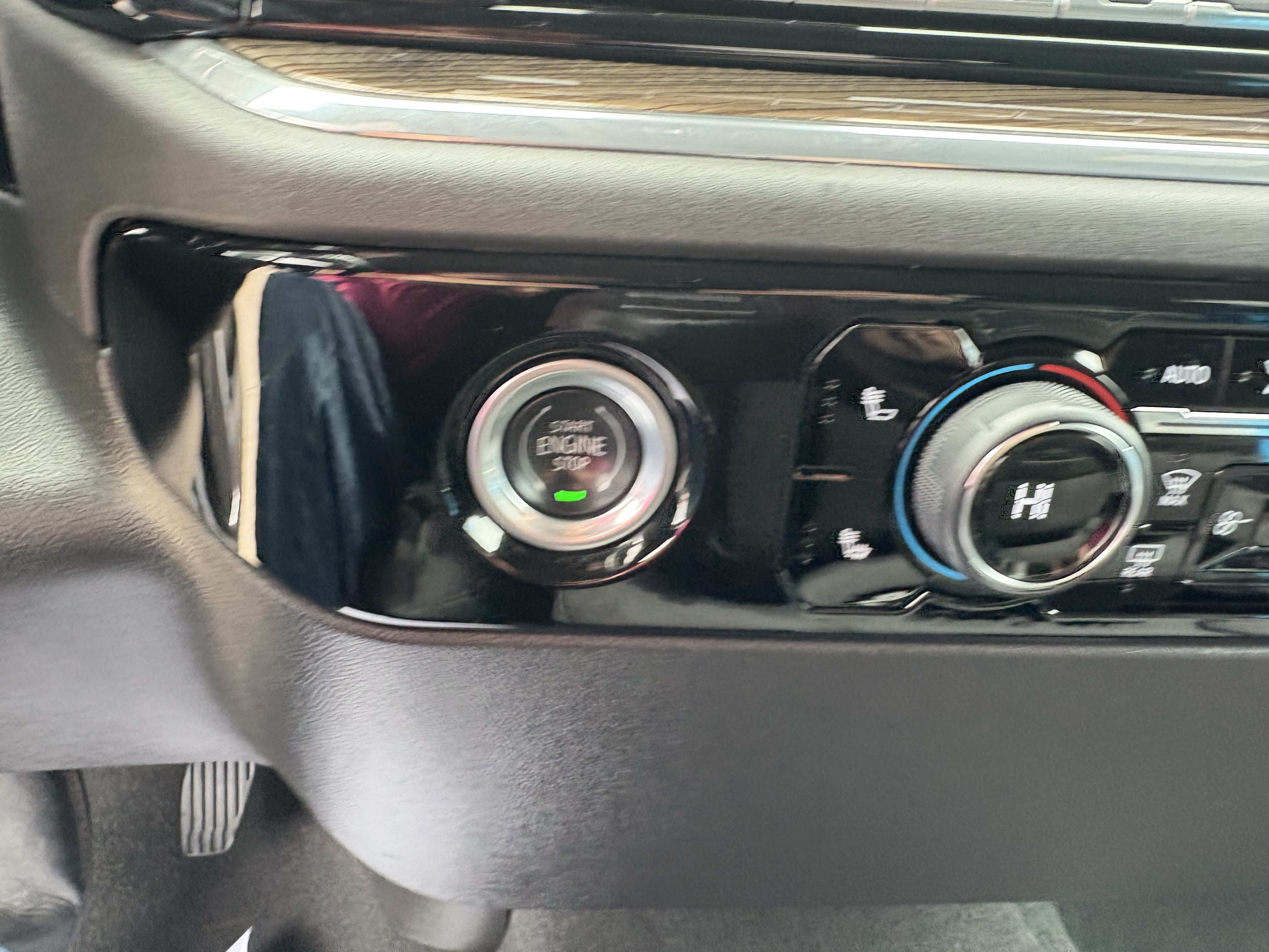 2023 Chevrolet Silverado 1500 LT - Photo 18
