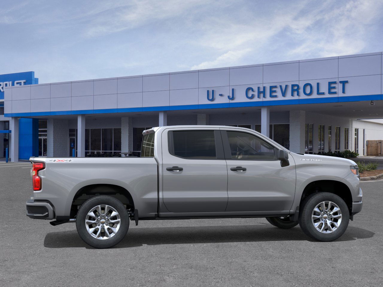 2026 Chevrolet Silverado 1500 Custom photo 4