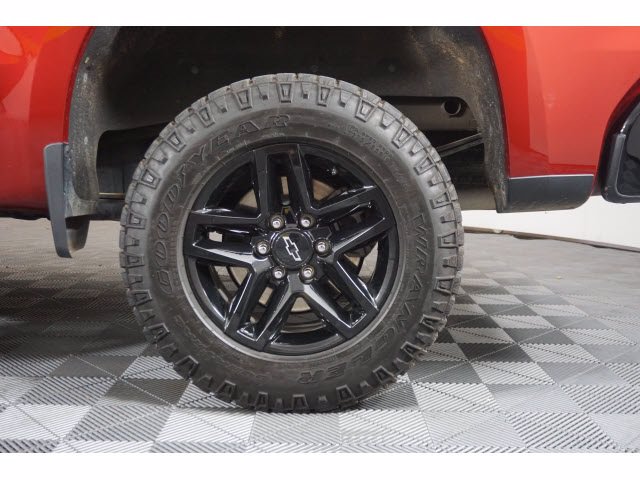 Certified Used 2020 Cajun Red Tintcoat Chevrolet Custom Trail Boss image 31