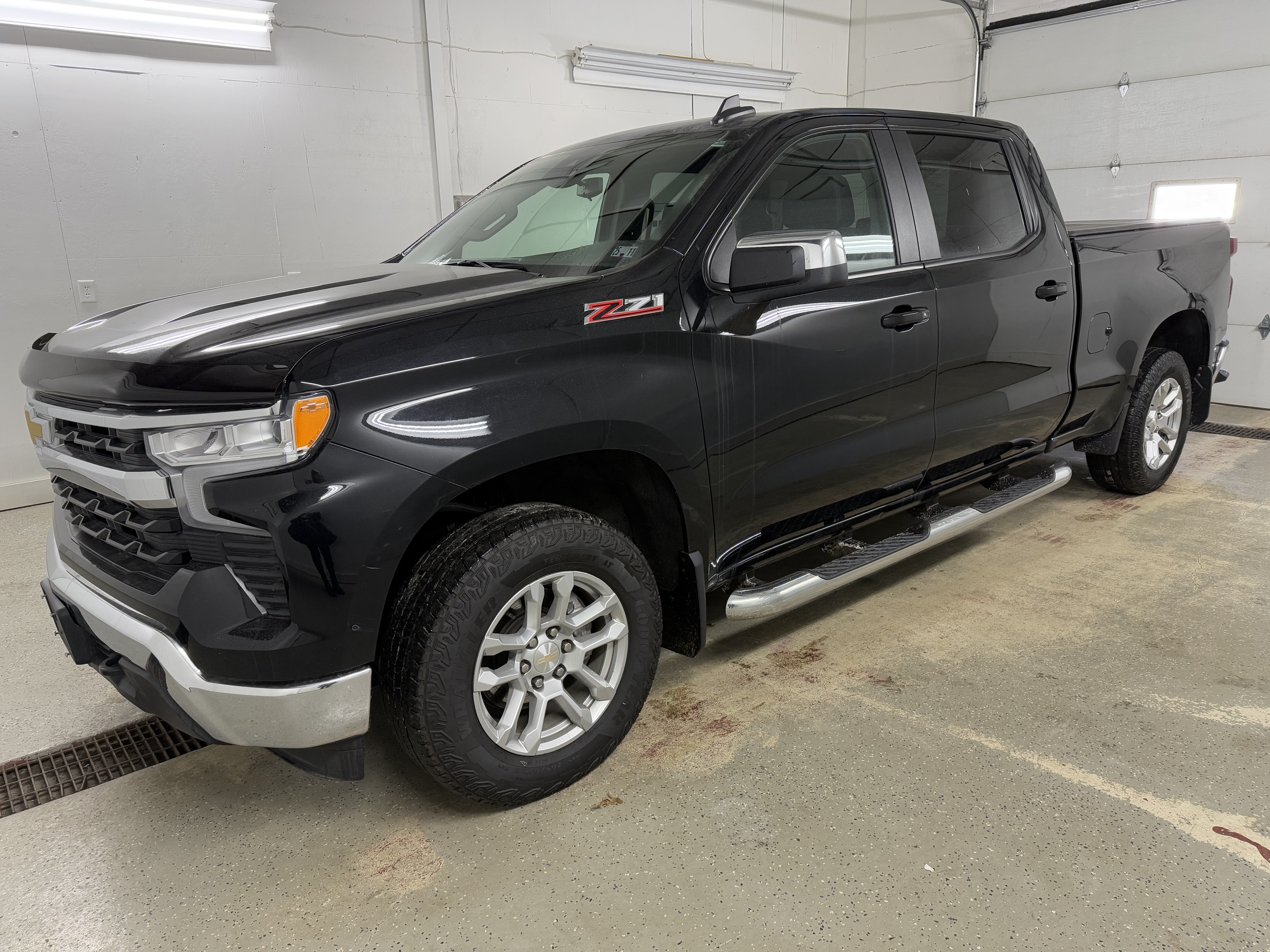 Used 2022 Chevrolet Silverado 1500 LT with VIN 3GCUDDED7NG553353 for sale in Warren, PA