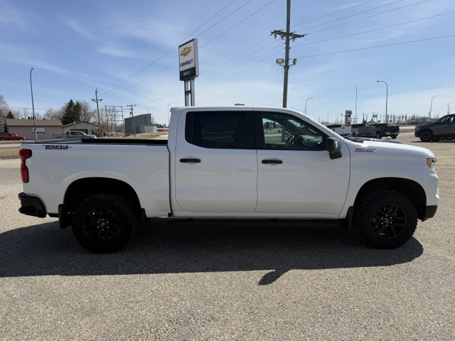 Used 2022 Chevrolet Silverado 1500 LT Trail Boss with VIN 3GCUDFED6NG621718 for sale in Rugby, ND