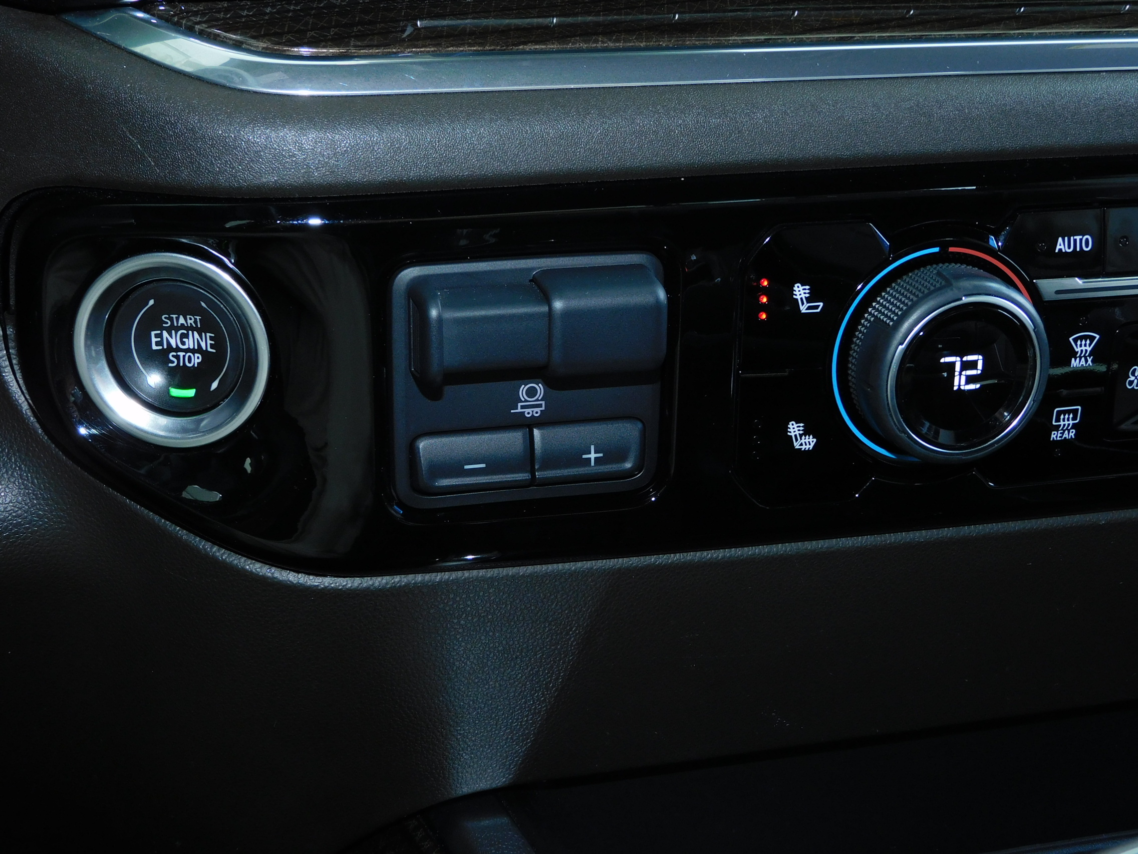 2023 Chevrolet Silverado 1500 LT Trail Boss photo 4