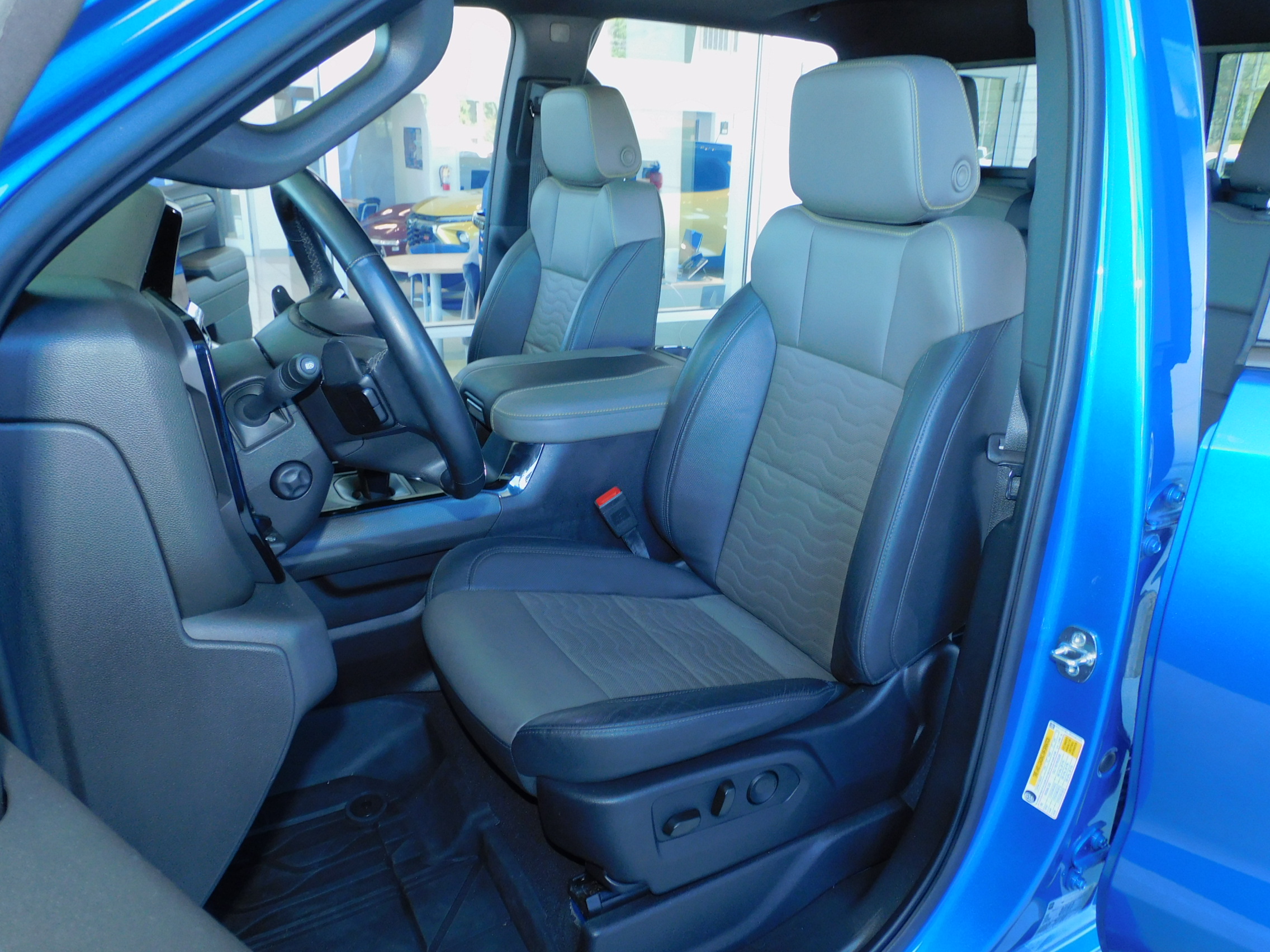 2024 Chevrolet Silverado 1500 ZR2 photo 17