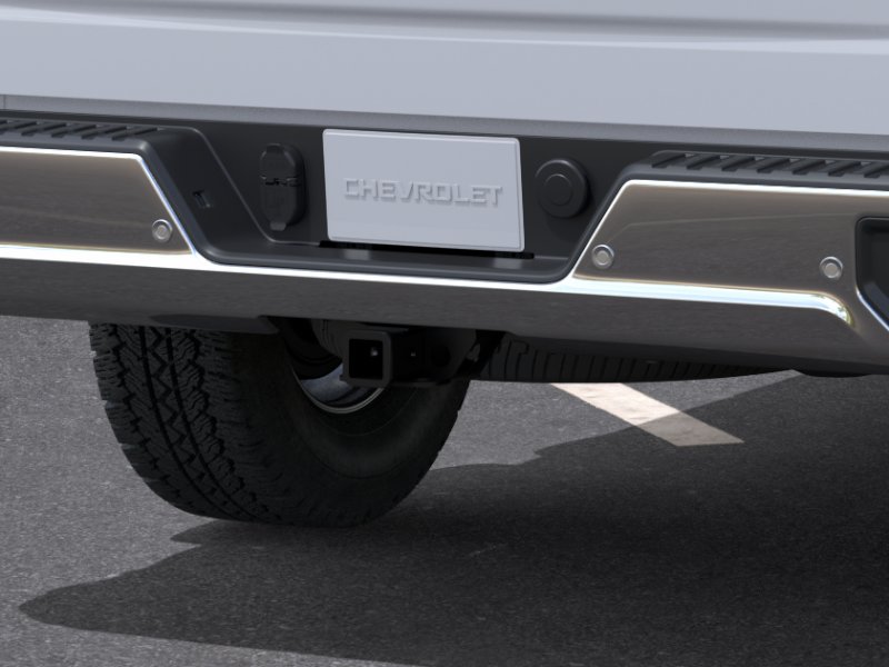 New 2026 Summit White Chevrolet WT image 14