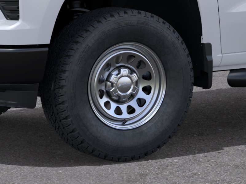 New 2026 Summit White Chevrolet WT image 9