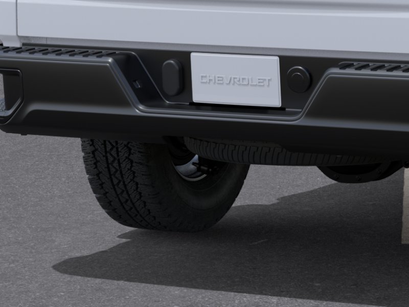 New 2026 Summit White Chevrolet WT image 14