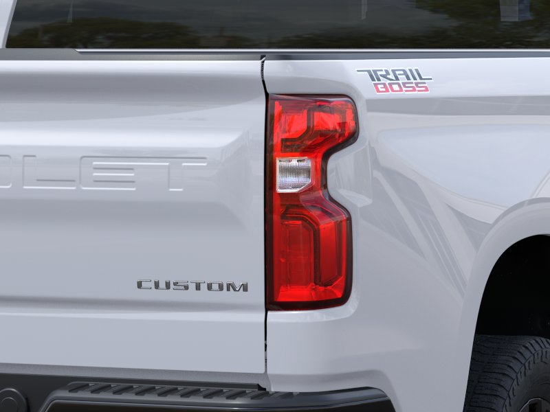 New 2026 Summit White Chevrolet Custom Trail Boss image 35