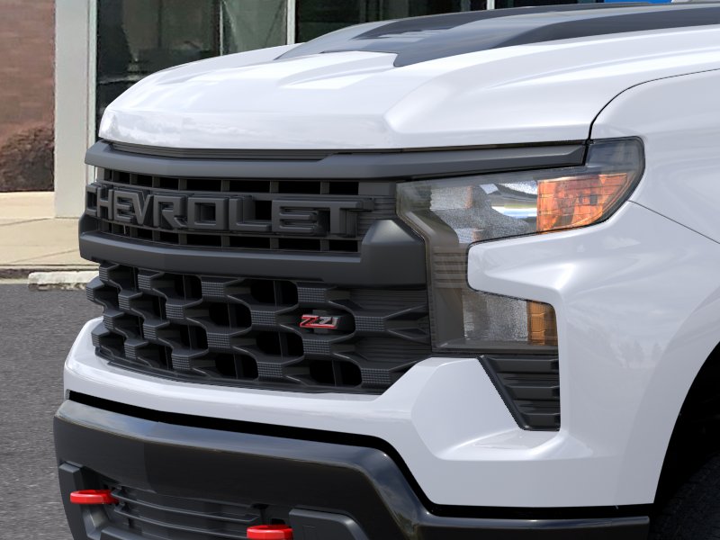 New 2026 Summit White Chevrolet Custom Trail Boss image 37