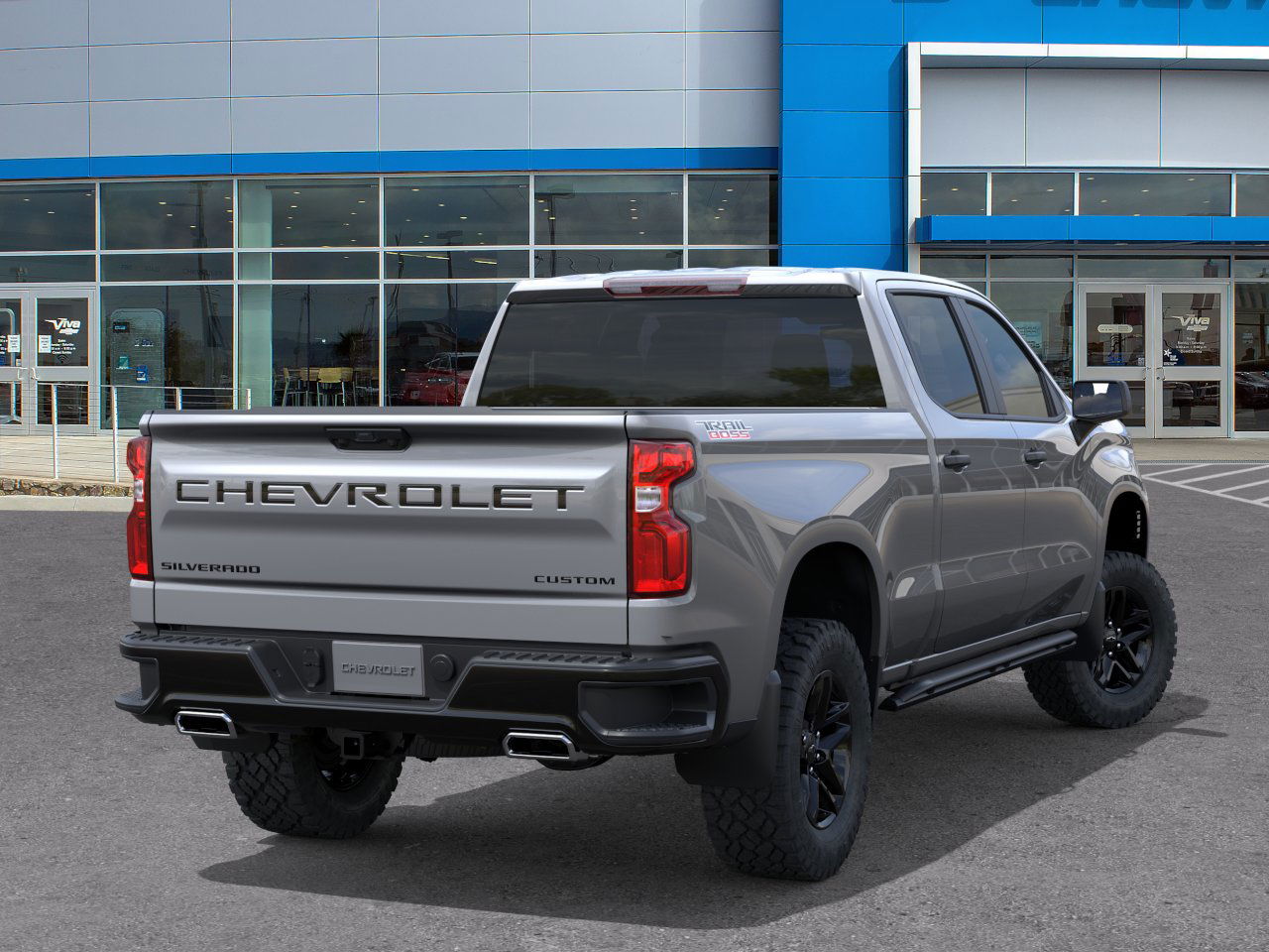 2025 Chevrolet Silverado 1500 Custom Trail Boss photo 3