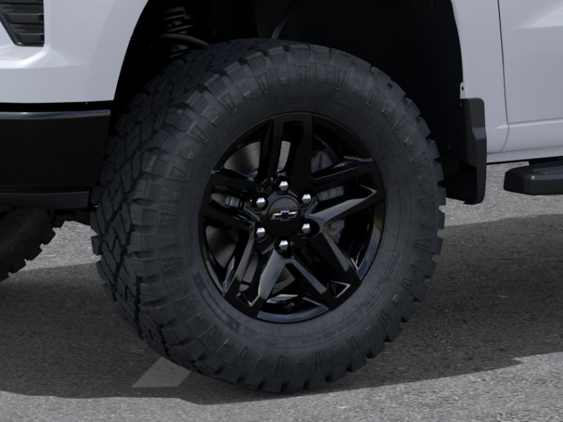 New 2026 Summit White Chevrolet Custom Trail Boss image 9
