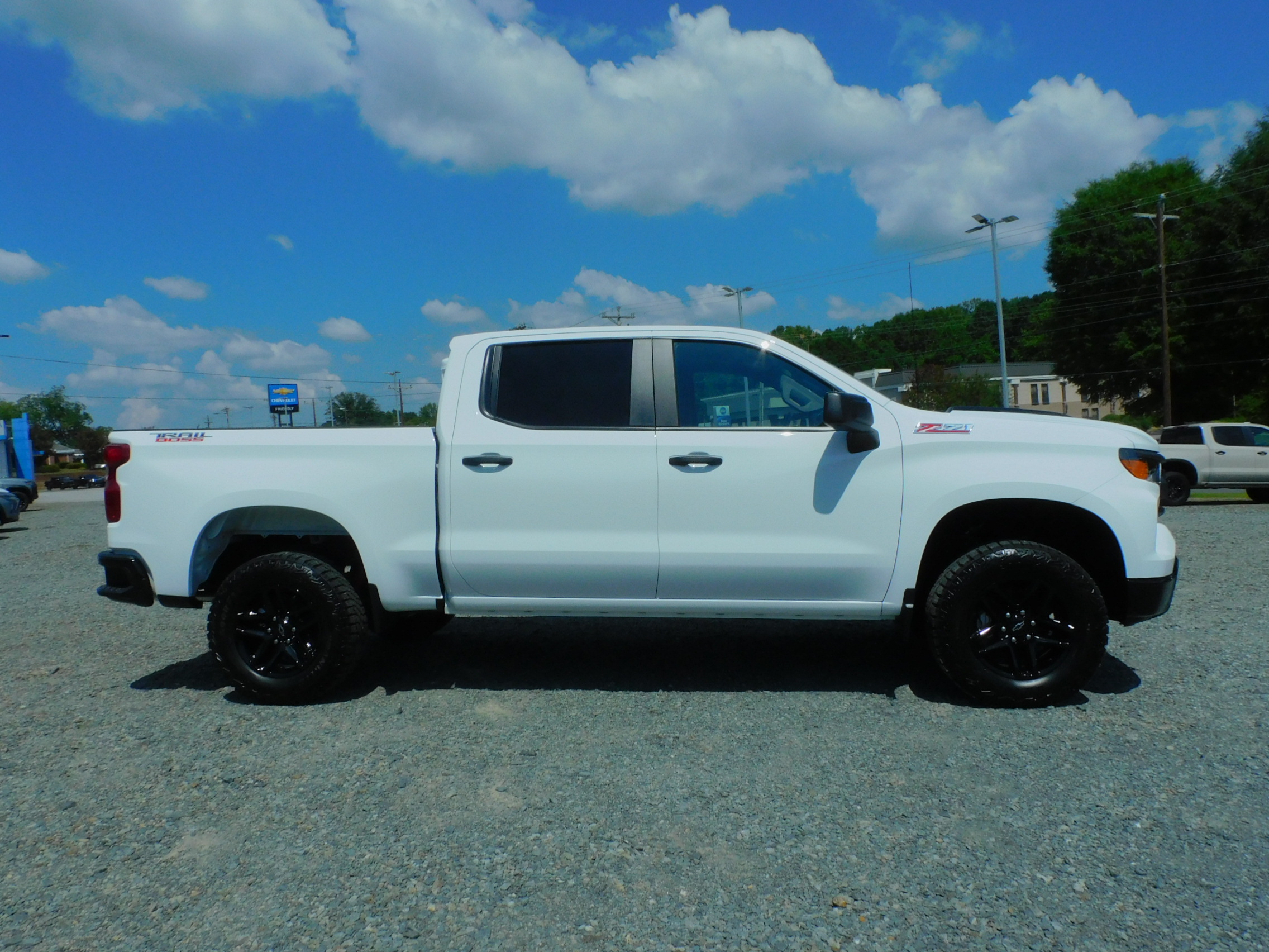New 2026 Summit White Chevrolet Custom Trail Boss image 10