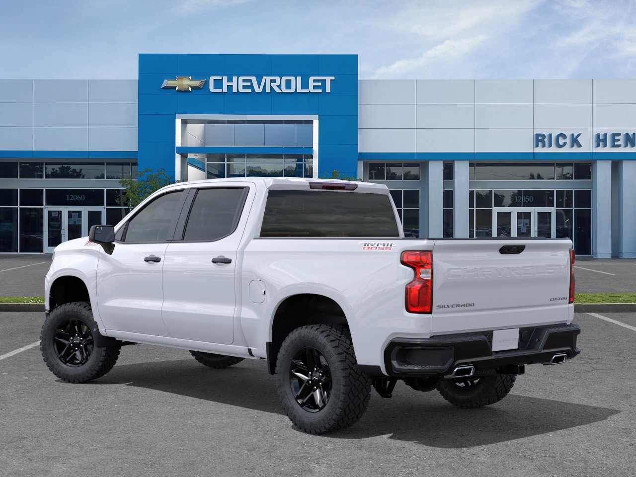 New 2026 Summit White Chevrolet Custom Trail Boss image 28