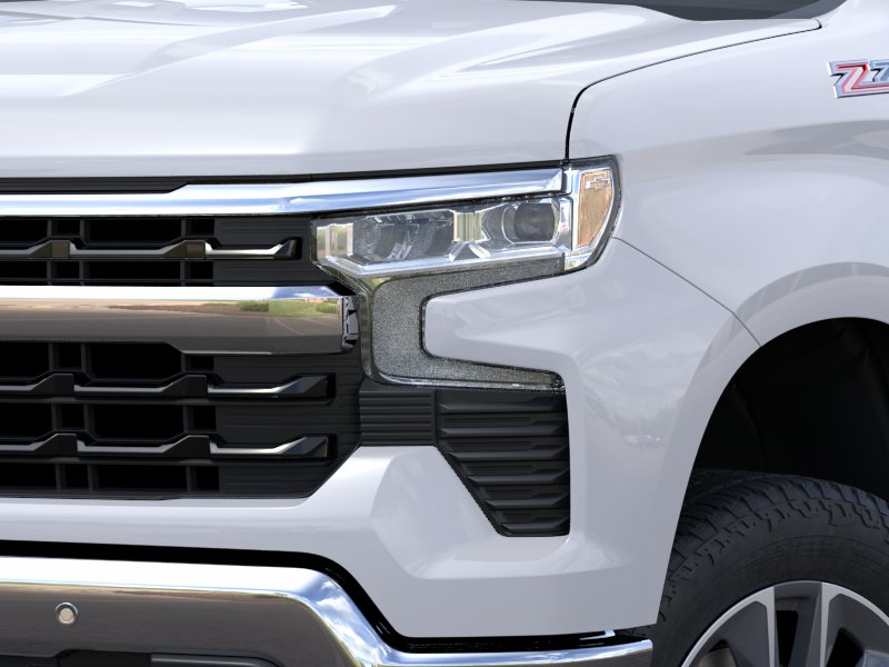 New 2026 Summit White Chevrolet LT image 10