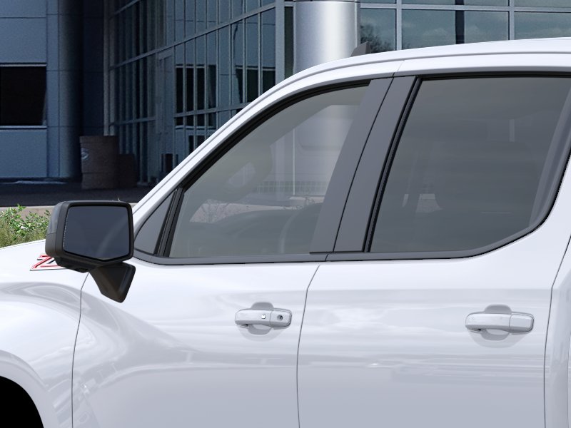 New 2026 Summit White Chevrolet RST image 38