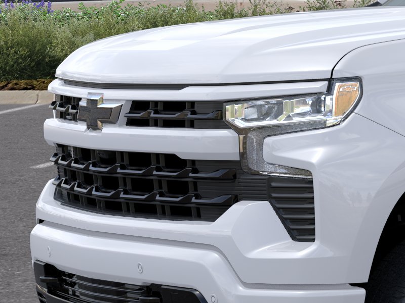 New 2026 Summit White Chevrolet RST image 39