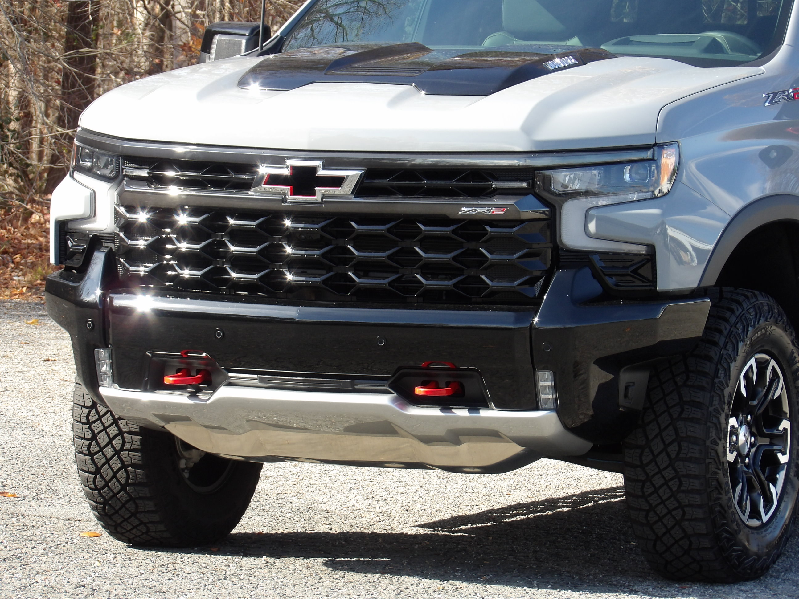 2025 Chevrolet Silverado 1500 ZR2 photo 3