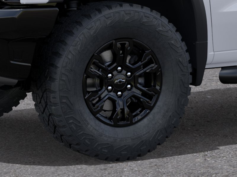 New 2026 Summit White Chevrolet ZR2 image 33
