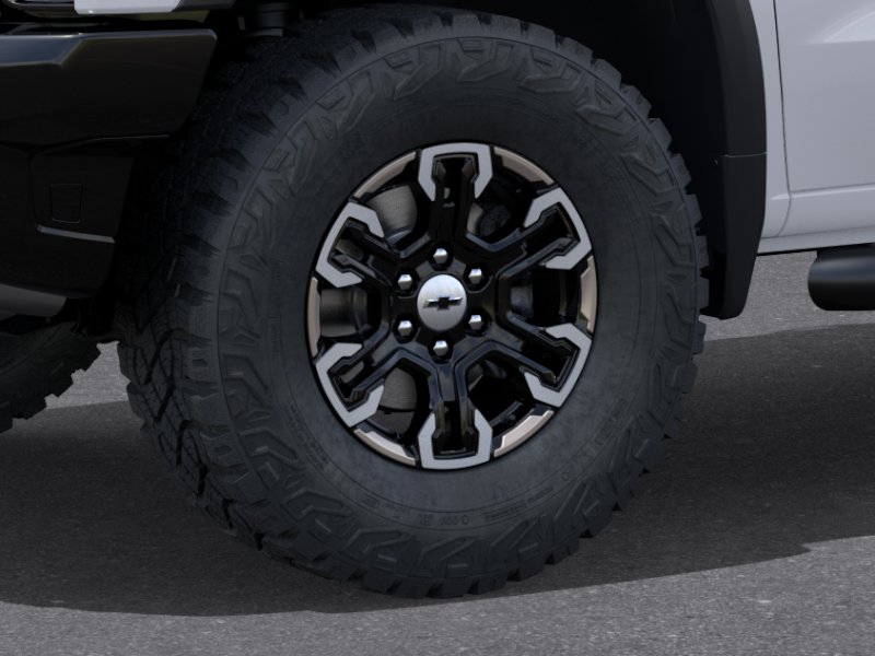 New 2026 Summit White Chevrolet ZR2 image 33