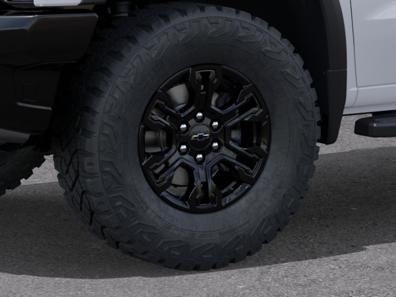 New 2026 Summit White Chevrolet ZR2 image 33