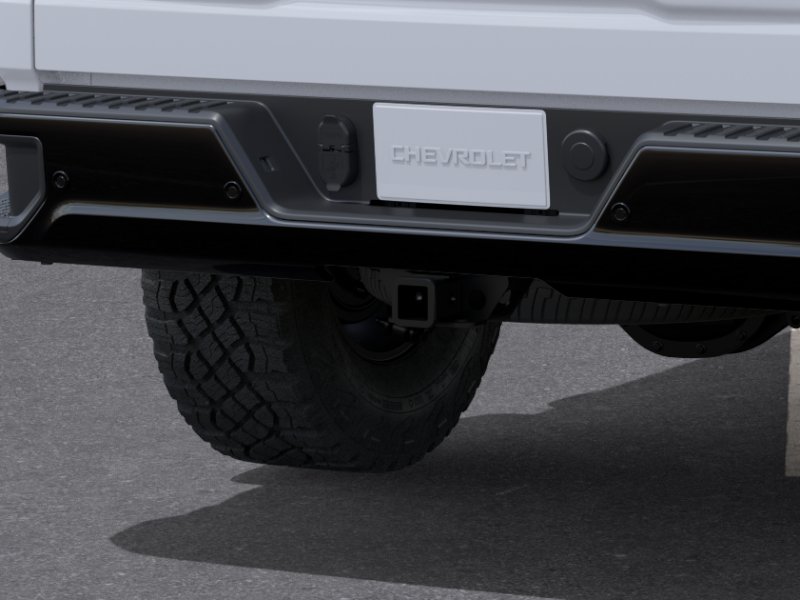 New 2026 Summit White Chevrolet ZR2 image 38